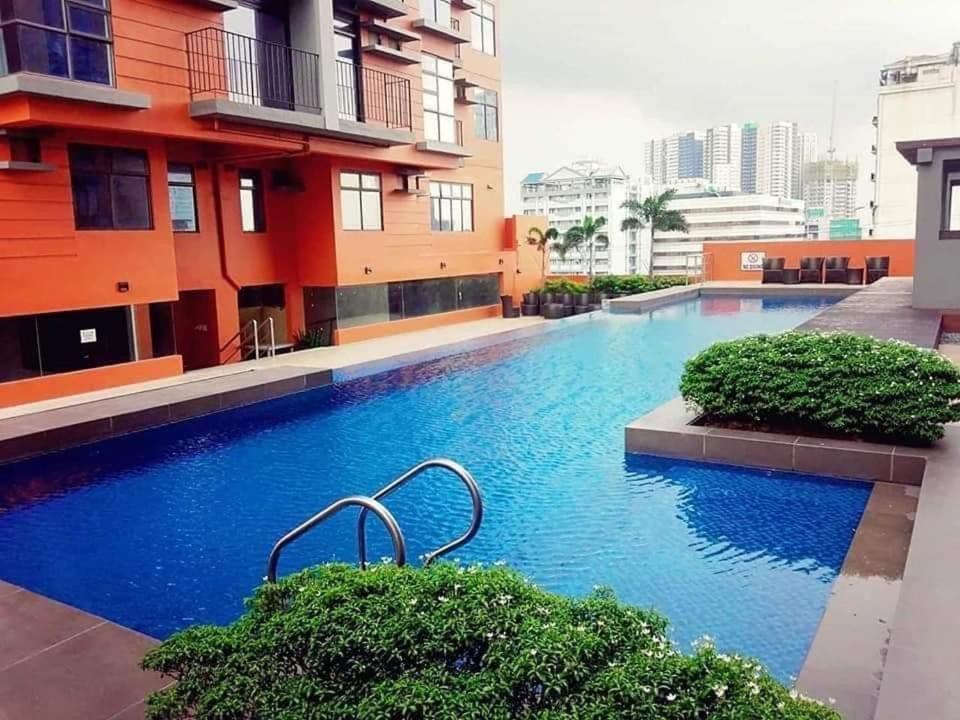 12 -A Portovita North Tower Quezon City Exterior foto
